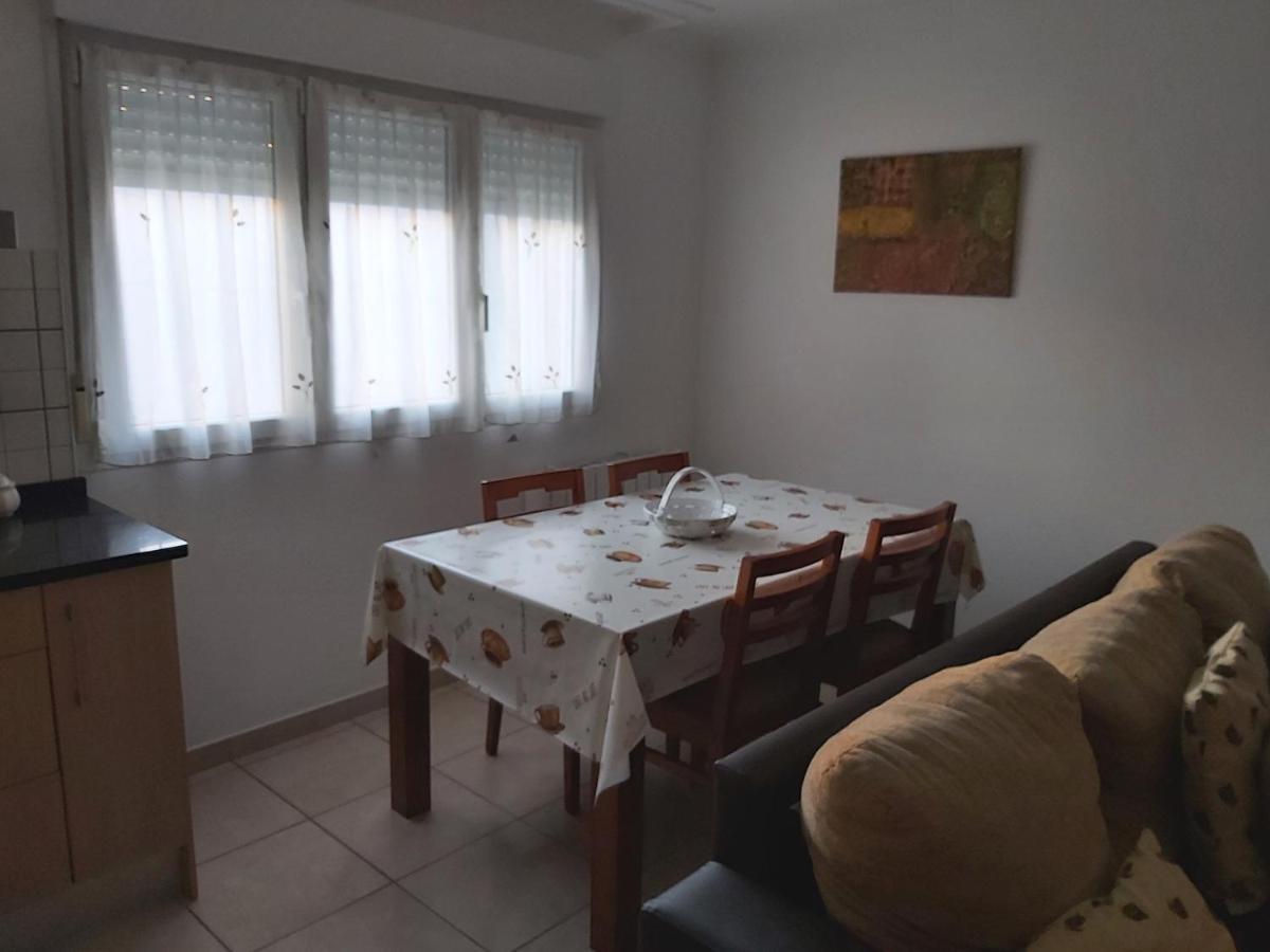 Ferienwohnung Apartamento En Zona Costera, Muy Cerquita De La Playa Pobra Do Caraminal Exterior foto